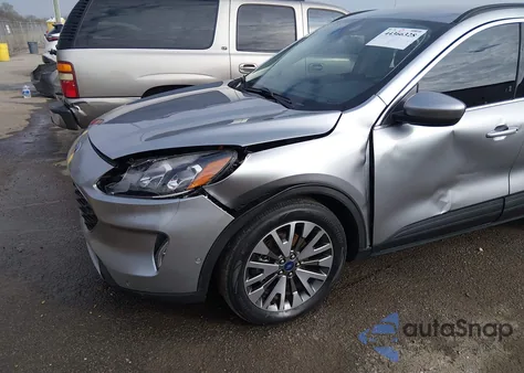 2021 Ford Escape Titanium Hybrid from USA, damaged, VIN 1FMCU0DZ8MUA65392